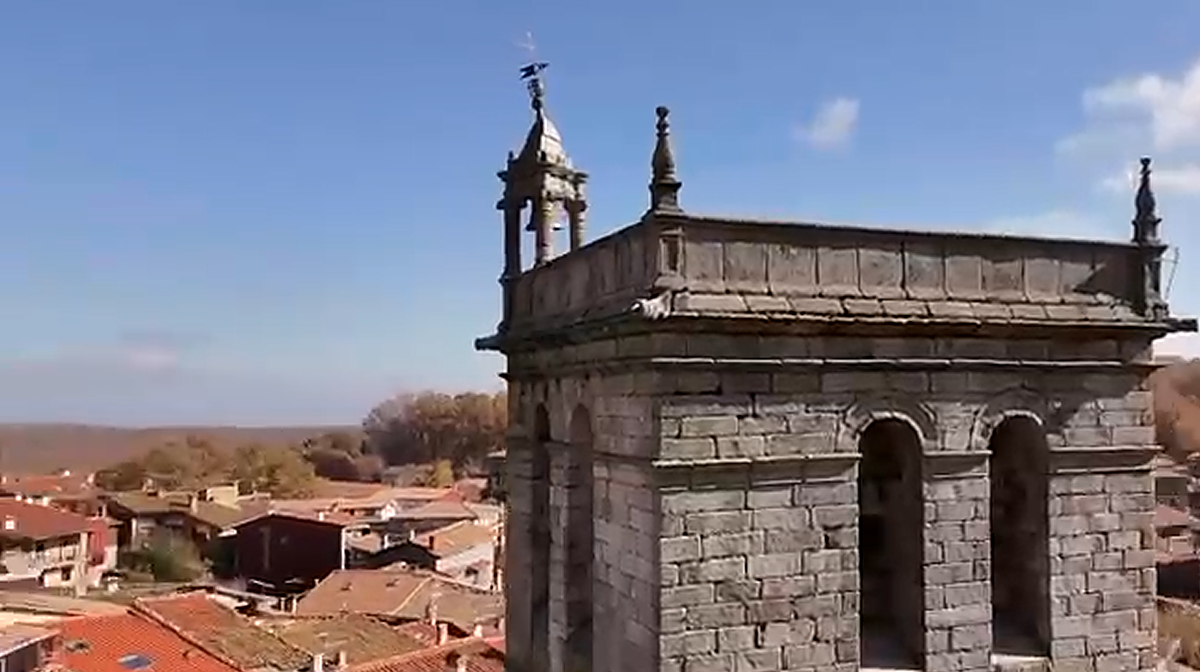 Así celebra La Alberca la clasificación en un concurso de iluminación navideña