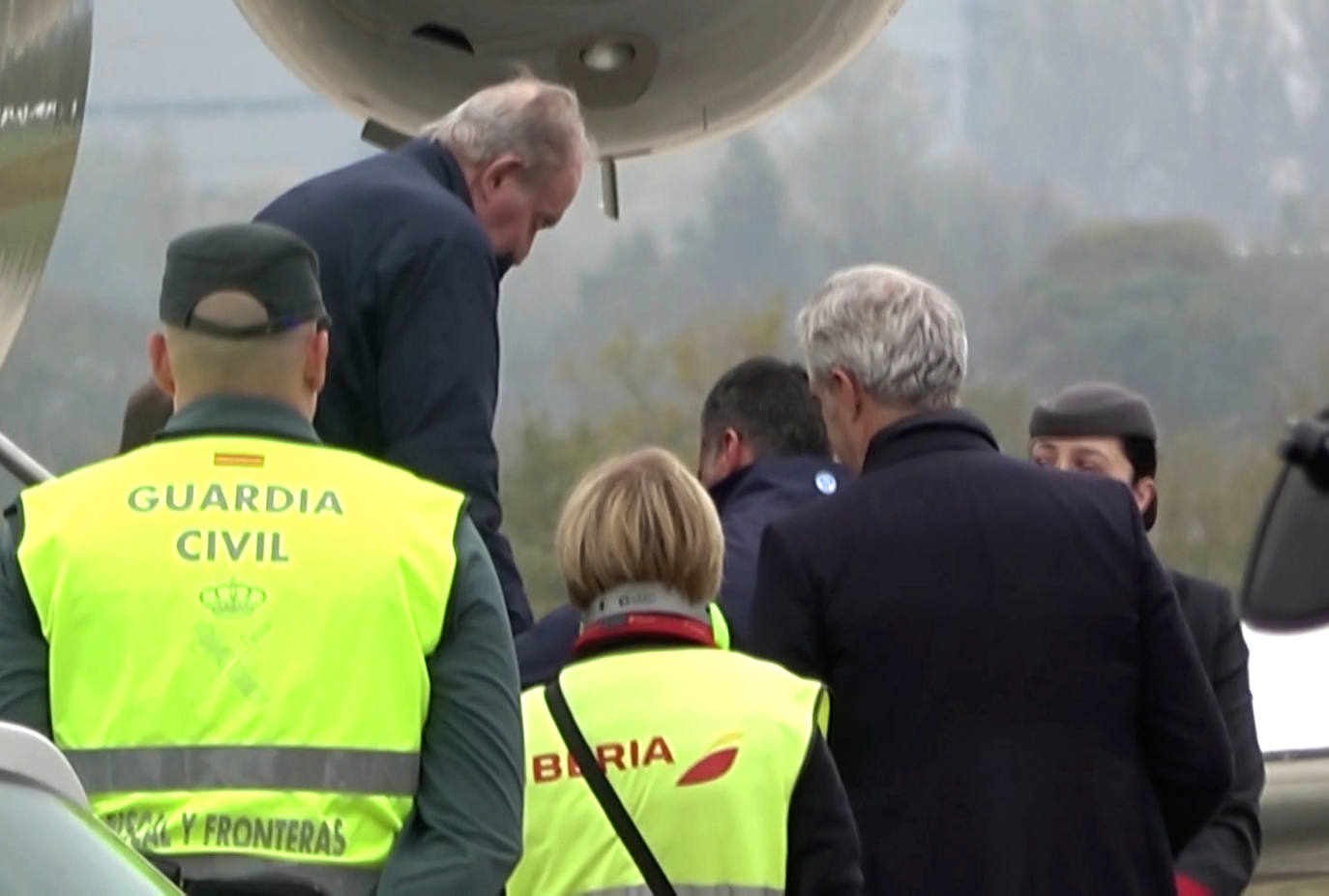 El Rey Juan Carlos, pillado en Vitoria antes de llegar a Sanxenxo