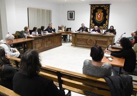 Sesión extraordinaria y urgente celebrada anoche por la Corporación municipal de Vitigudino.