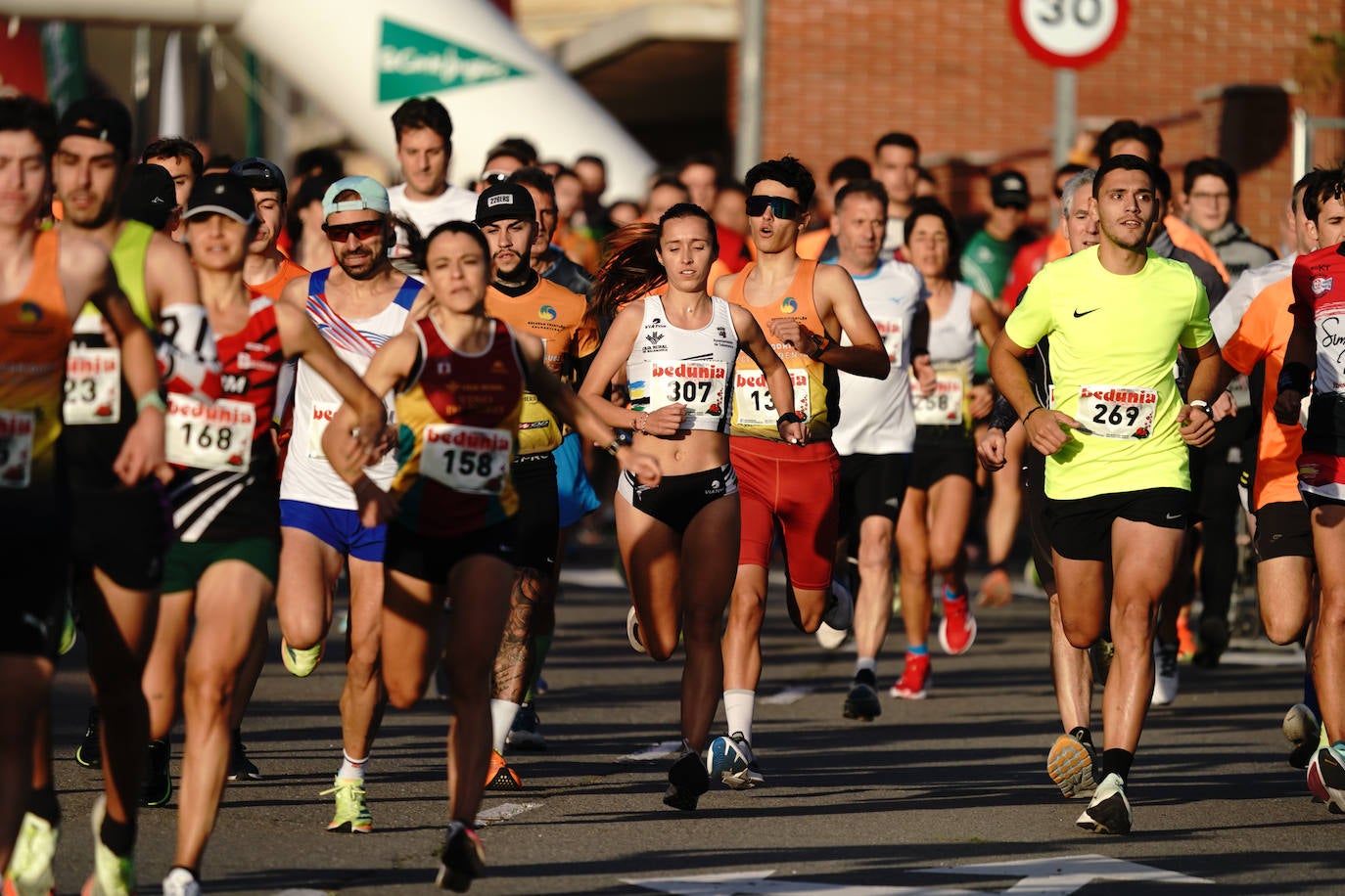 Nuevo exitazo de la San Silvestre Universitaria por las calles de Salamanca