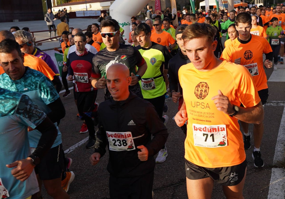 Nuevo exitazo de la San Silvestre Universitaria por las calles de Salamanca