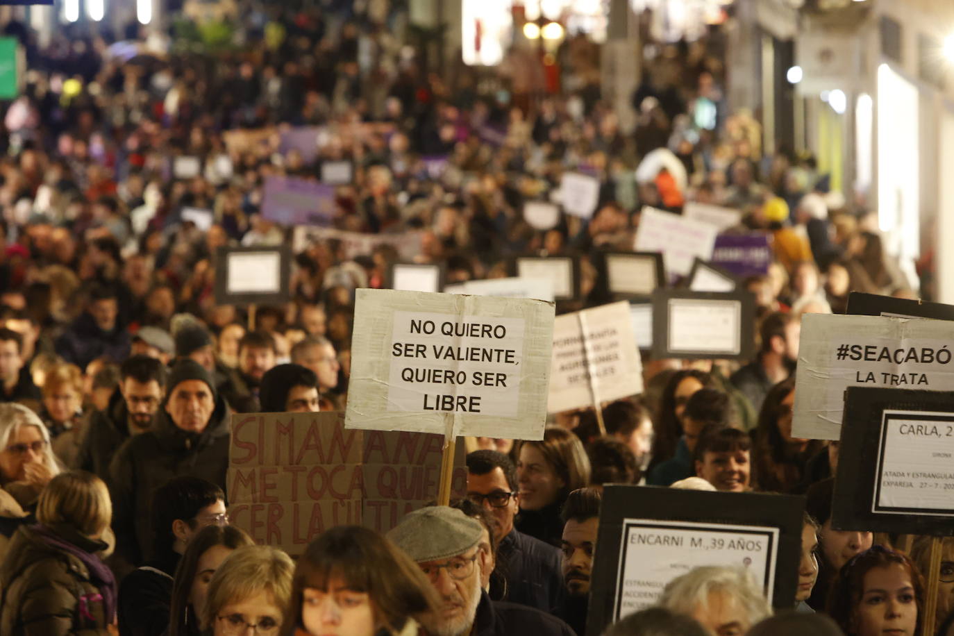 El 25-N sale a la calle al grito de &quot;¡Ni una menos!&quot;