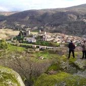 Imagen de la villa de Montemayor y su entorno natural un 24 de diciembre desde la Peña Almirez.