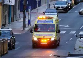 Una ambulancia en Salamanca.