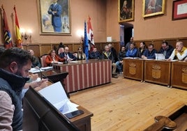 Nieves García y Marcos Iglesias presidieron la Mesa de Porcino de la Lonja de Salamanca en Ciudad Rodrigo.