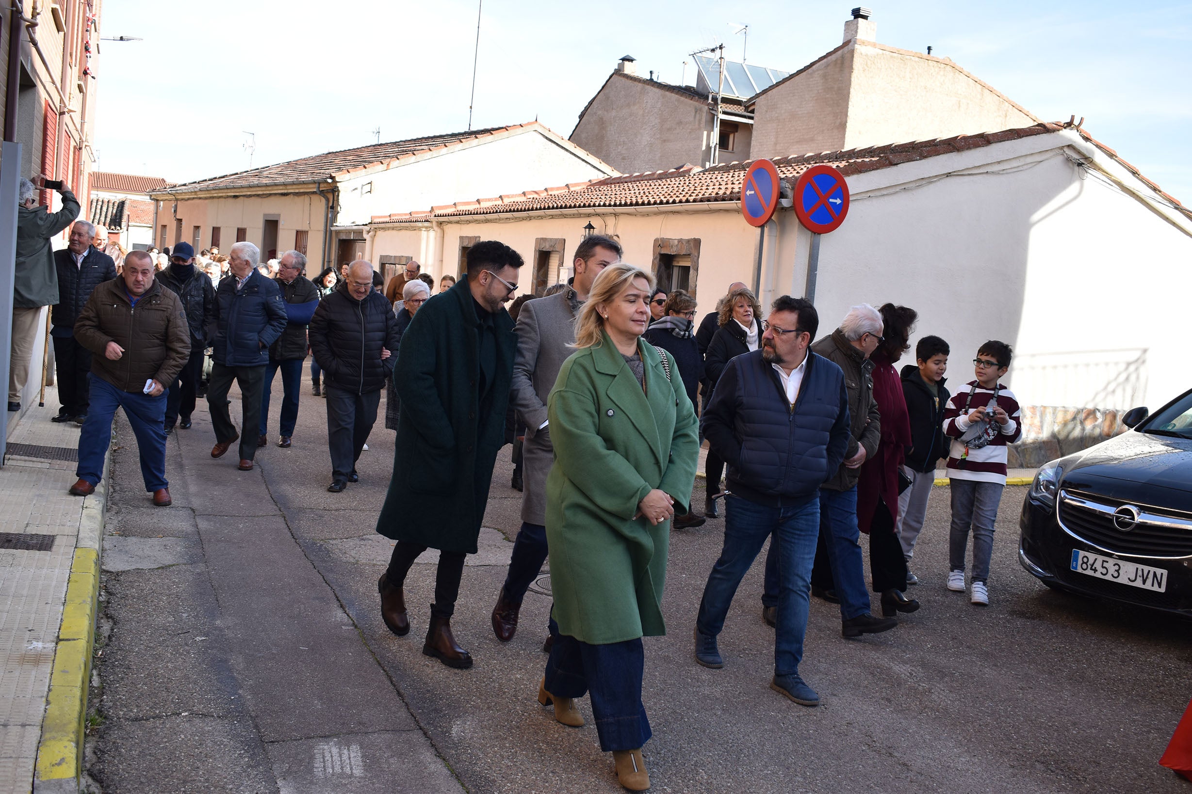 Aldeatejada arropa a su patrona en el día grande de las fiestas