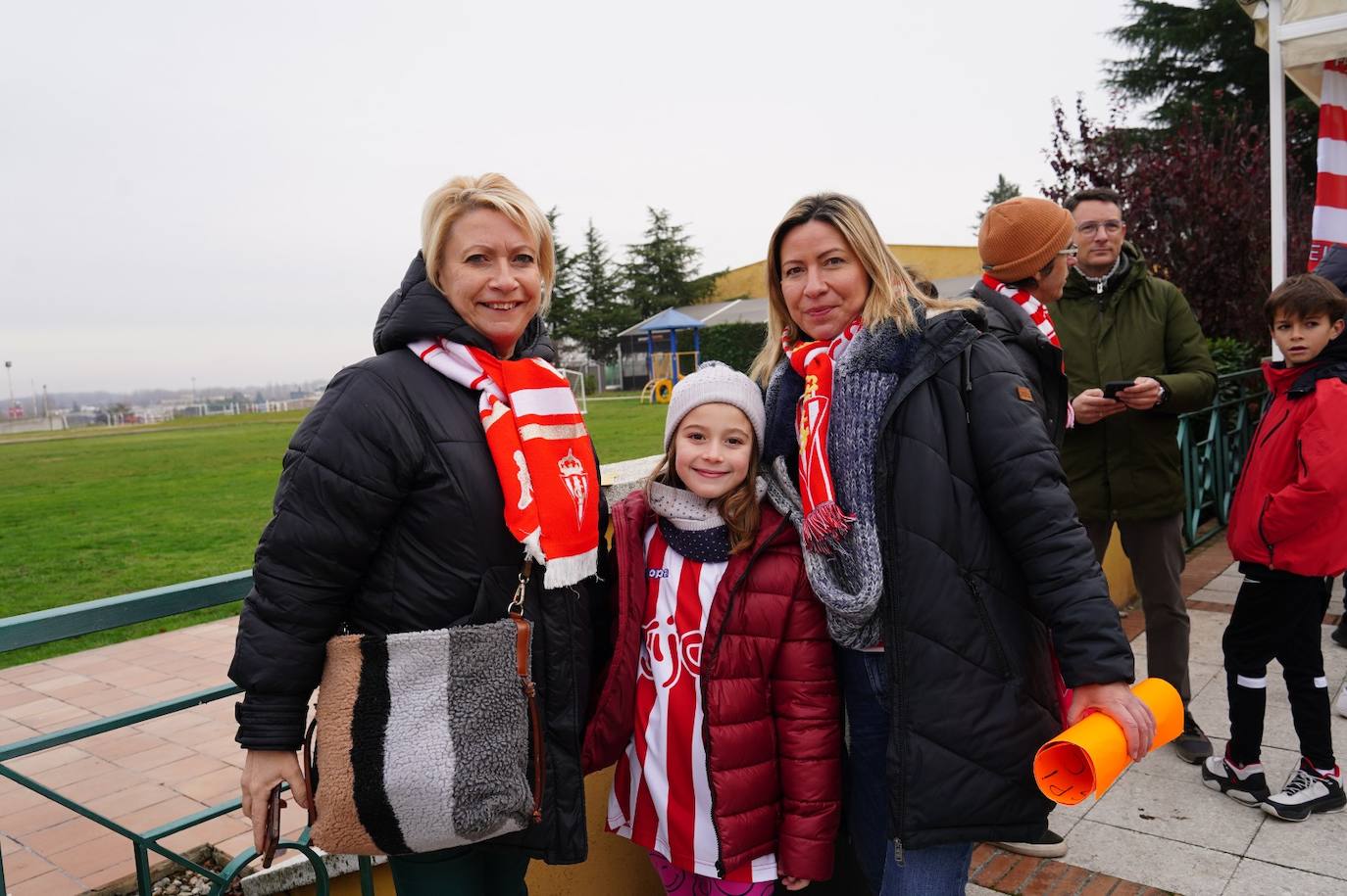 Gran ambiente previo al partido de Copa entre Unionistas y Sporting