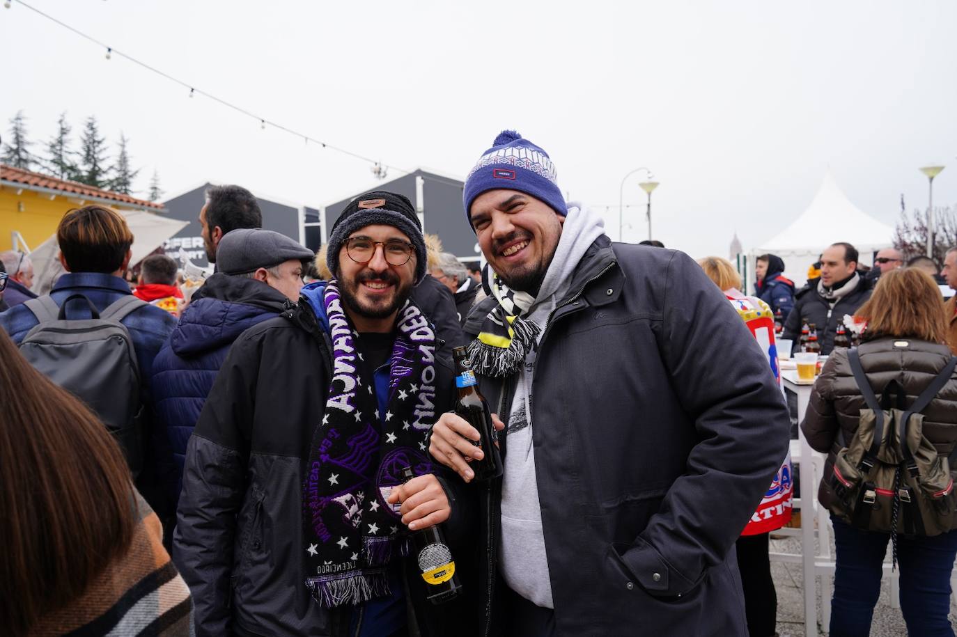 Gran ambiente previo al partido de Copa entre Unionistas y Sporting