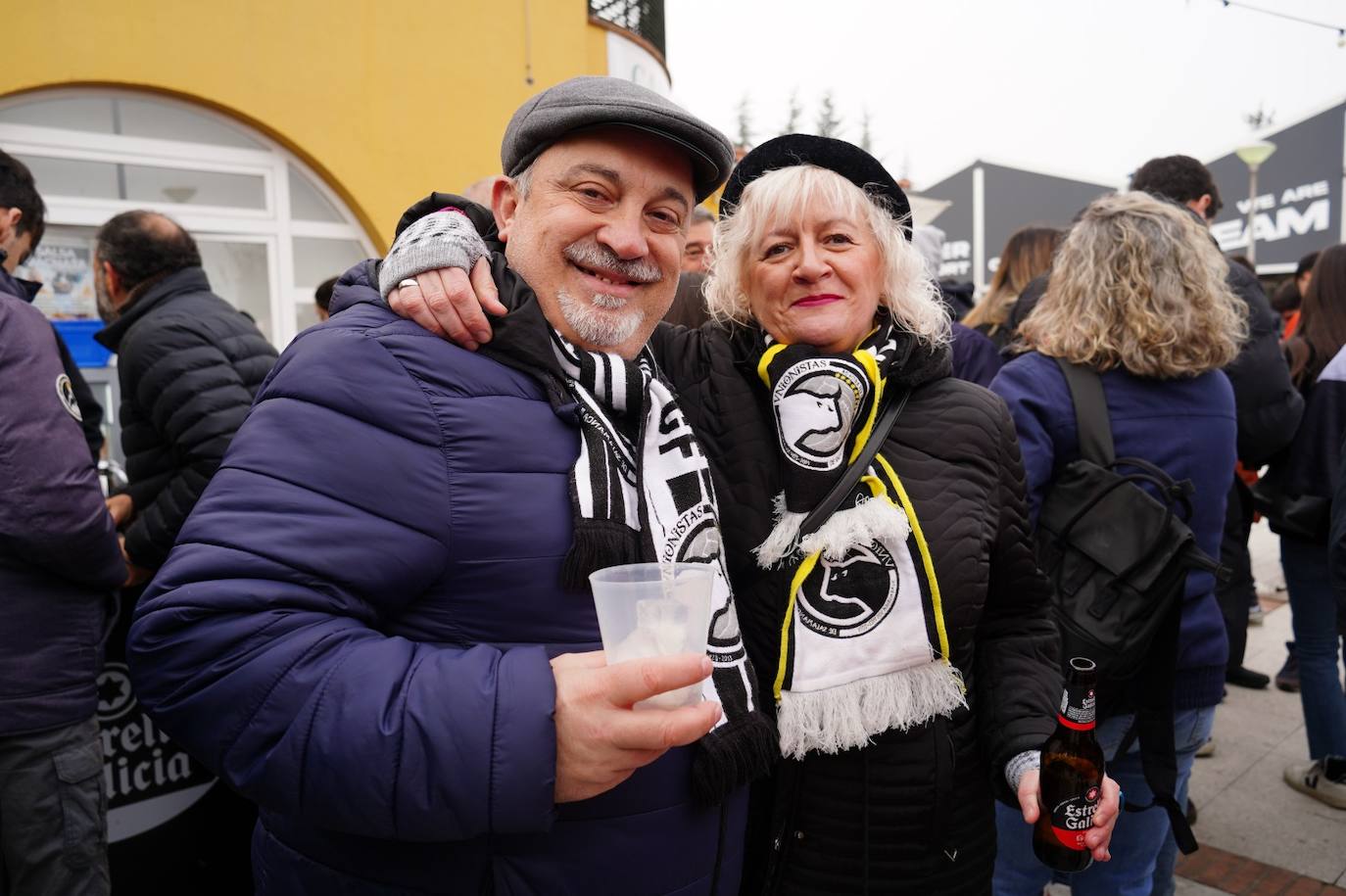 Gran ambiente previo al partido de Copa entre Unionistas y Sporting
