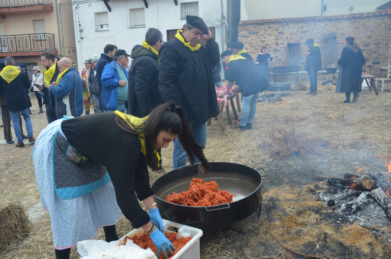 El Cabaco festeja la matanza tradicional