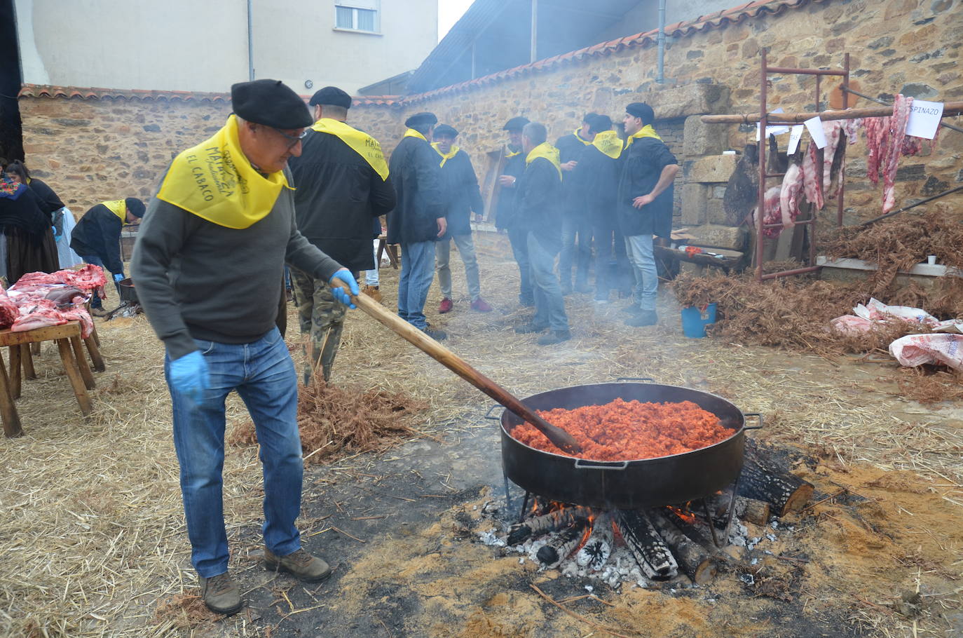 El Cabaco festeja la matanza tradicional