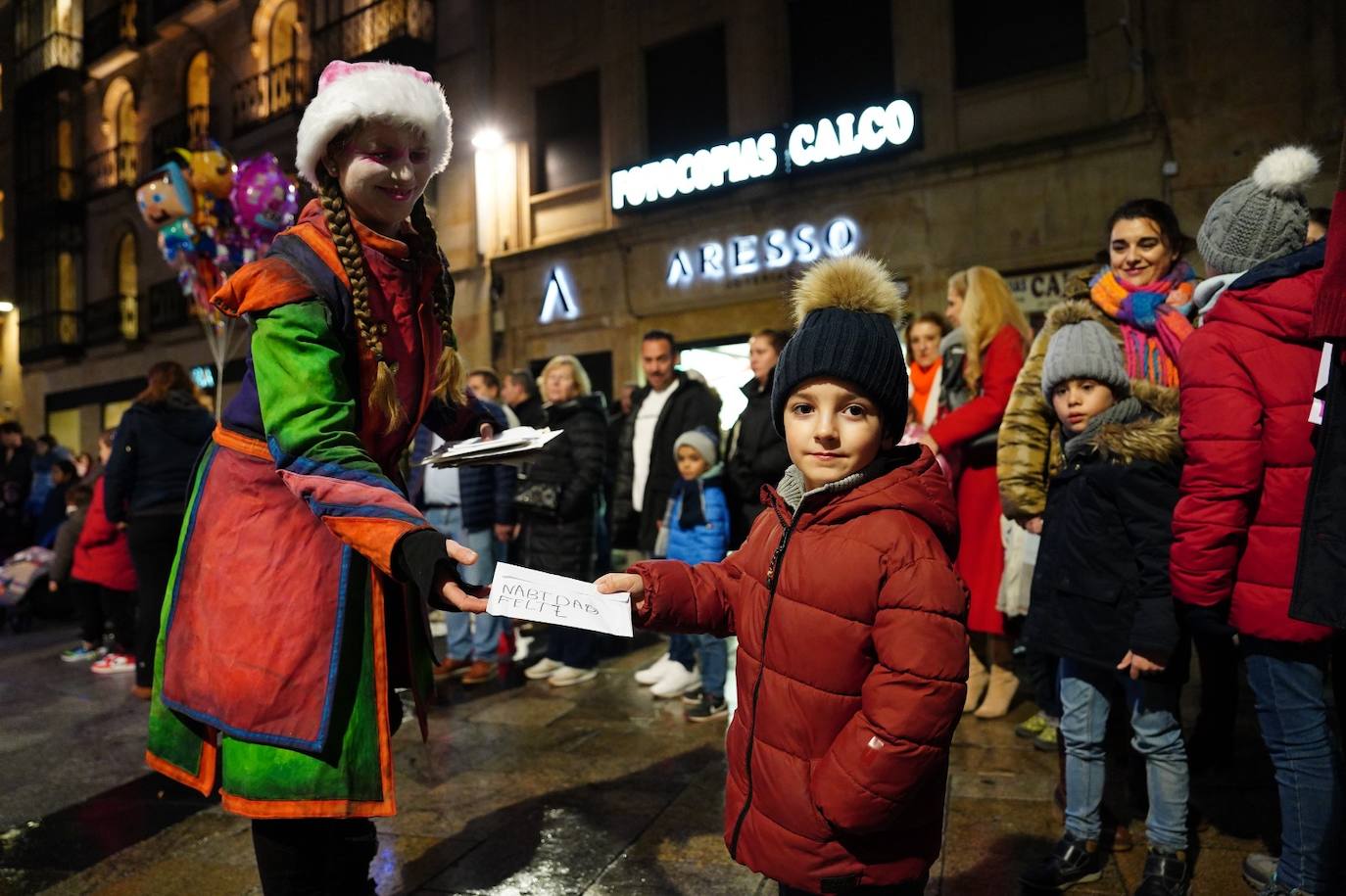 La aparición de los Carteros de Navidad en Salamanca, en imágenes