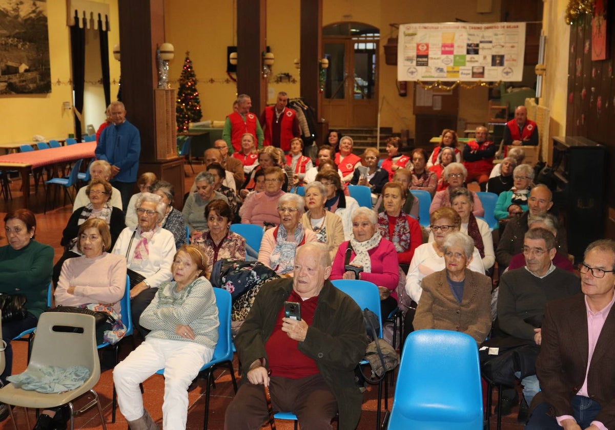 La gala se celebró en el salón principal del Casino Obrero de Béjar.