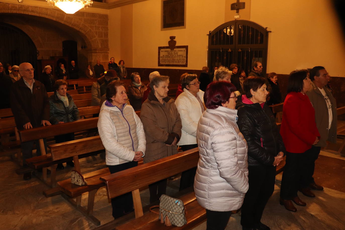 Los fieles de Béjar y Candelario mantienen la devoción por Santa Lucía