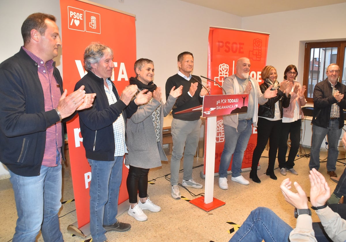 Imagen de la presentación de la candidatura del PSOE en Candelario, el pasado mes de mayo.