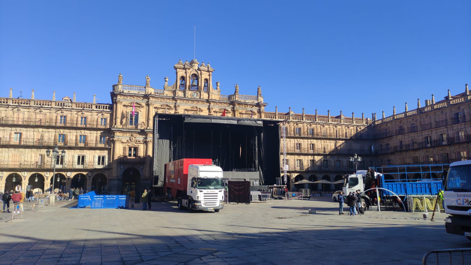La Plaza Mayor da la bienvenida al Fin de Año Universitario