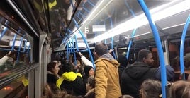 Buses a reventar en Salamanca por la Cabalgata de Papá Noel