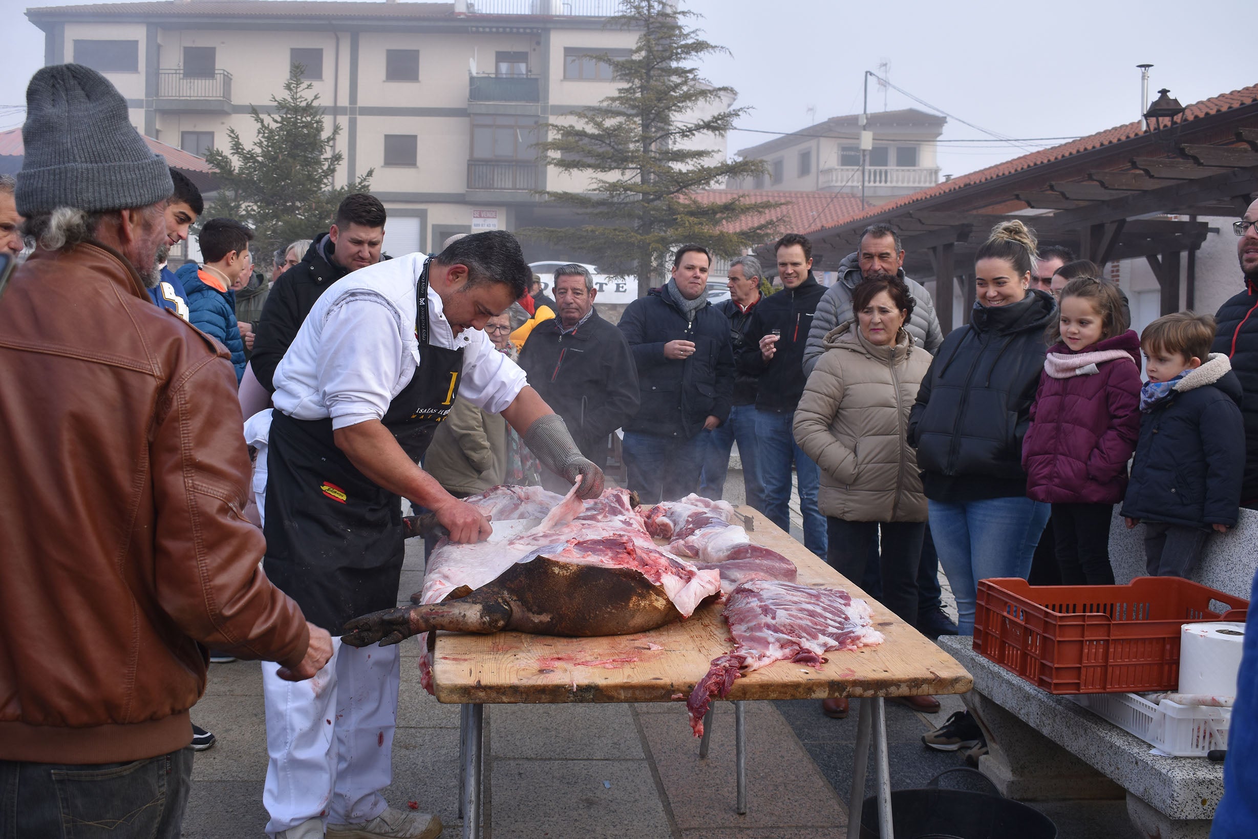 Galinduste celebra la matanza con un invitado muy famoso y más de 400 personas