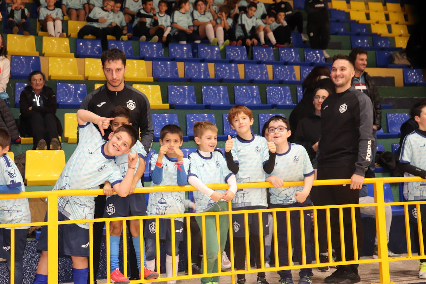 Béjar se vuelca con la gala deportivo-benéfica: 1.500 kilos de alimentos, productos de higiene y limpieza