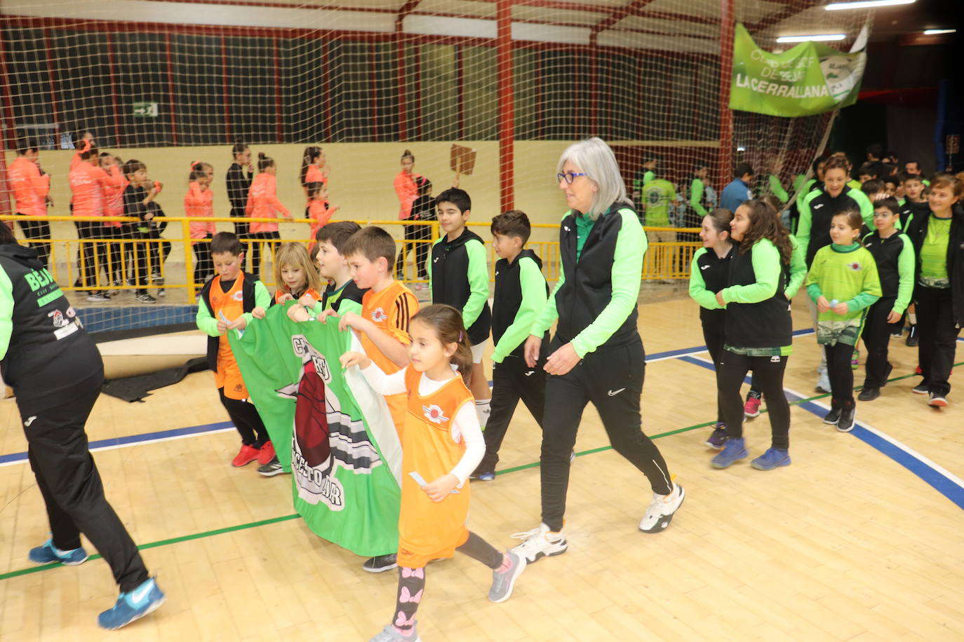 Béjar se vuelca con la gala deportivo-benéfica: 1.500 kilos de alimentos, productos de higiene y limpieza