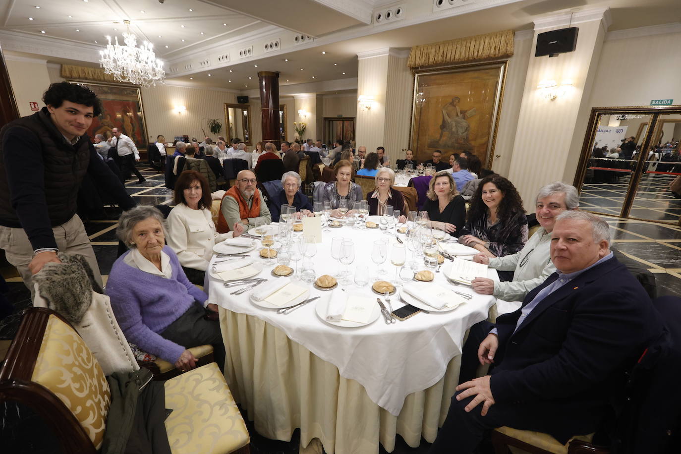 Mañueco promete situarse &quot;al frente de las reivindicaciones de Salamanca&quot;