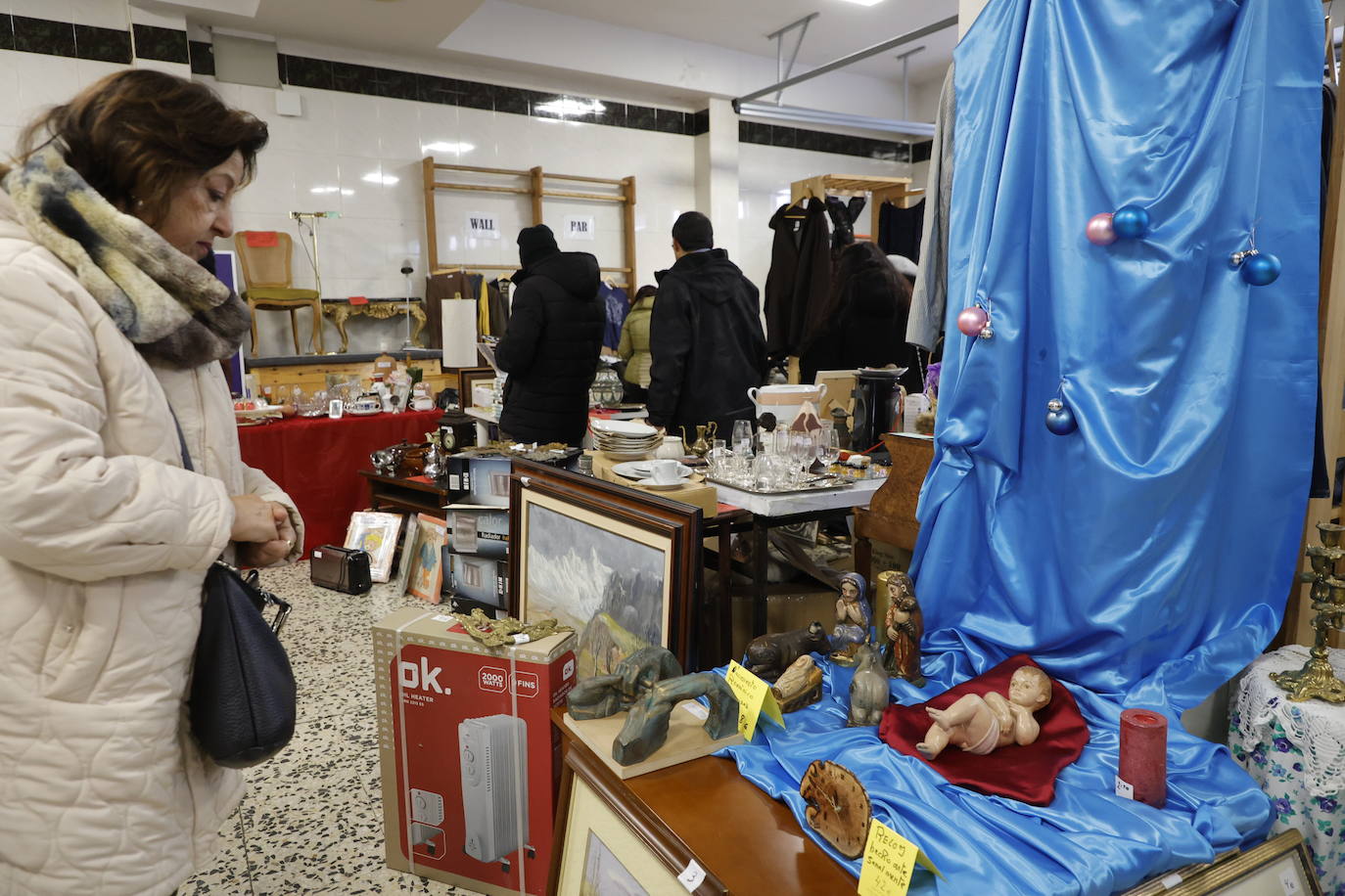 El Mercadillo de los Pobres, fiel a su cita con la solidaridad