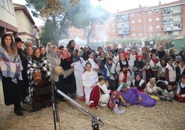 Algunos de los participantes en el belén viviente de Terradillos, celebrado en El Encinar.