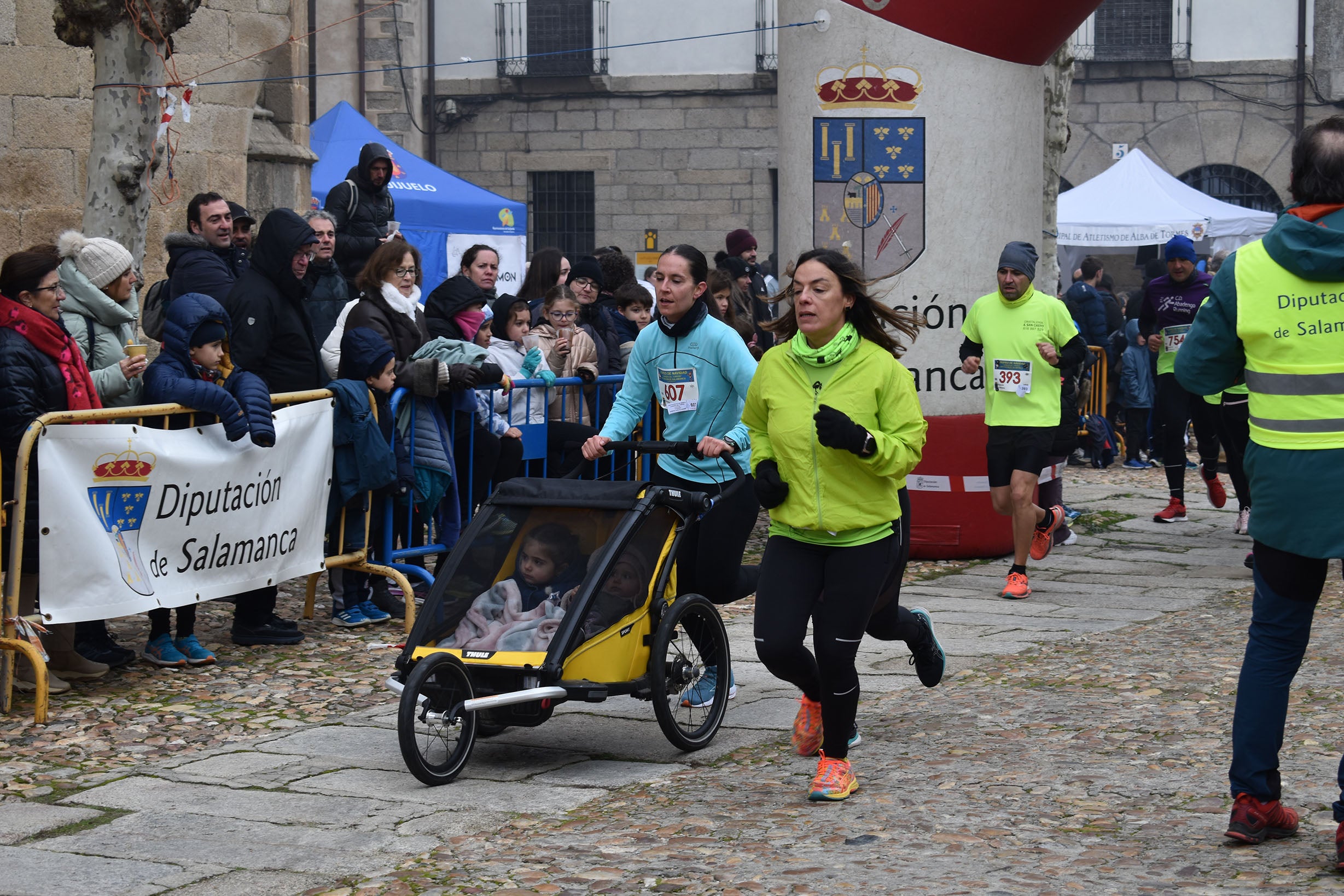 Yanis Sánchez y Andrea Jaén ganan la Carrera del Turrón de la Diputación en Ledesma