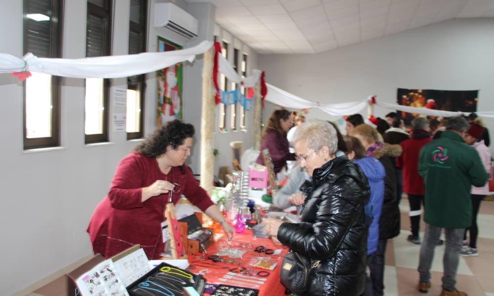 Exitoso mercadillo solidario de Babilafuente