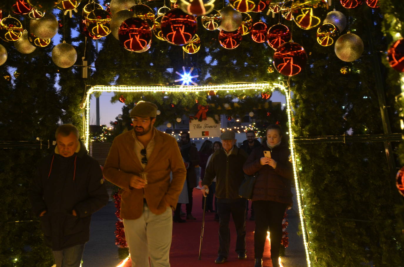 La antigua frontera oñorense se viste de Navidad