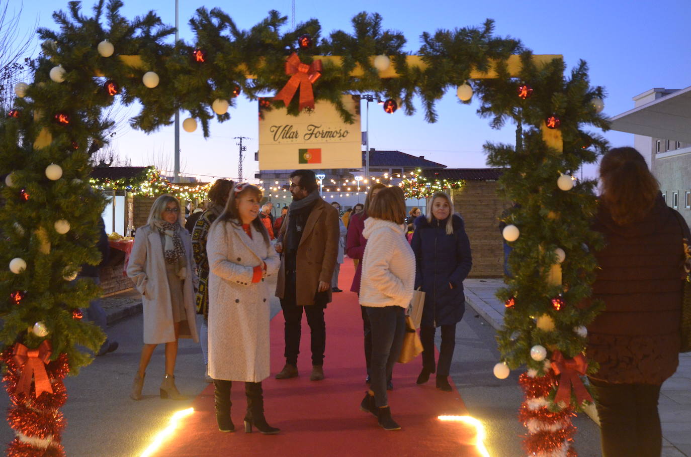 La antigua frontera oñorense se viste de Navidad