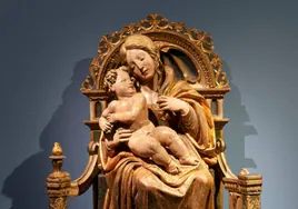 Virgen con Niño en el Museo Nacional de Escultura.