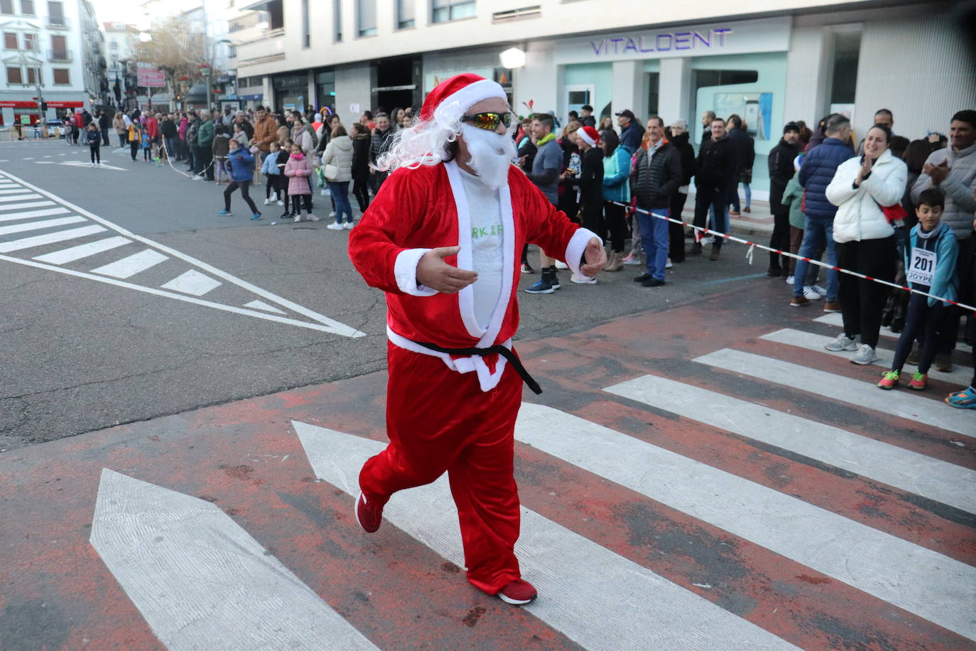 La carrera del pavo llena Béjar con más de 900 corredores