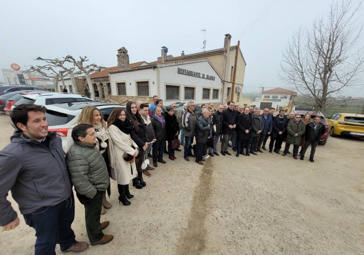 Participantes en el encuentro comarcal de navidad del Partido Popular celebrado en Ciudad Rodrigo.