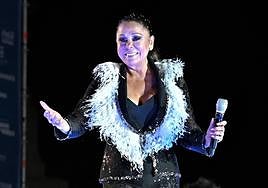 Isabel Pantoja, en uno de sus conciertos.