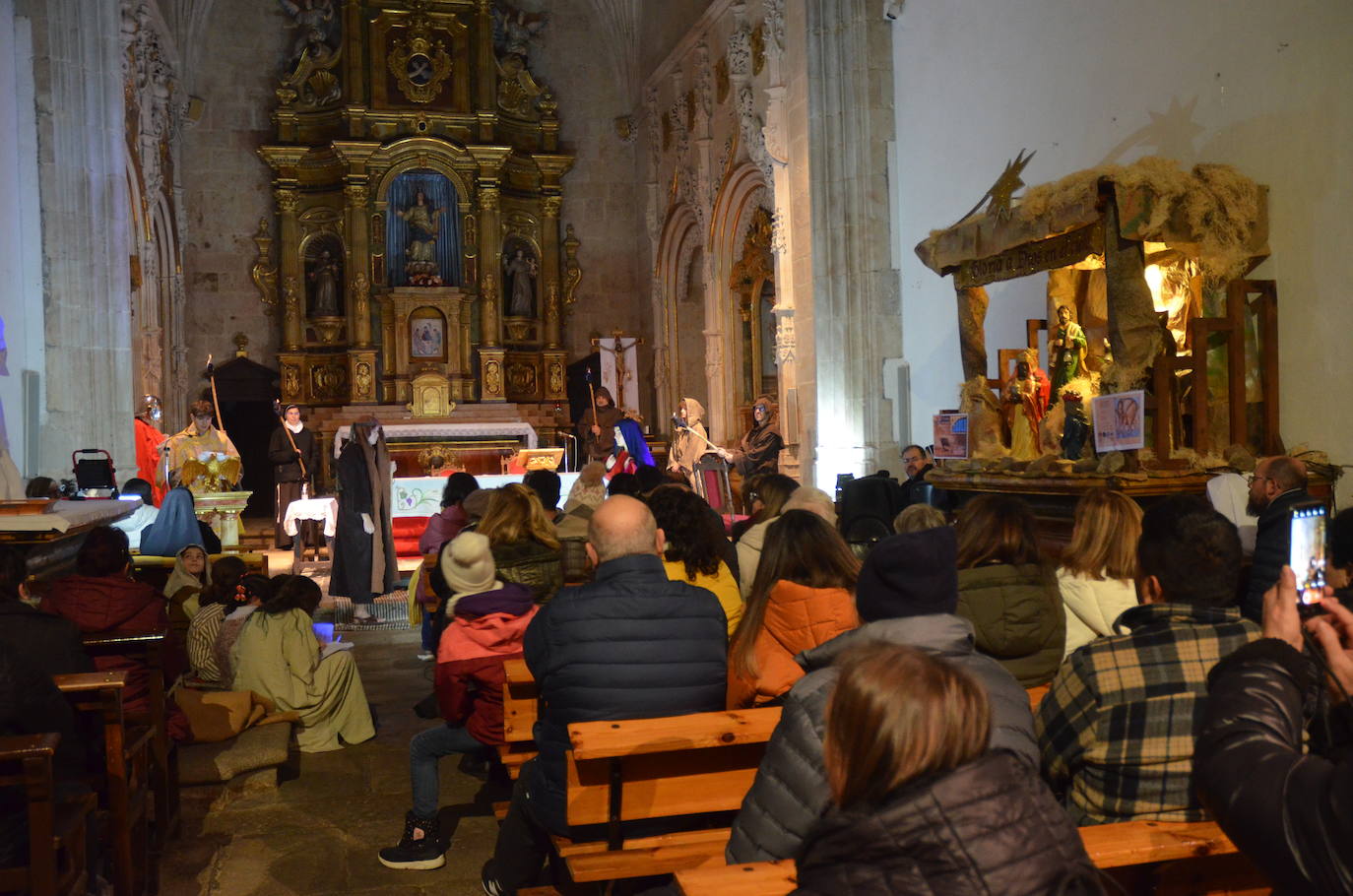 Representación por el 800 aniversario del nacimiento de Greccio