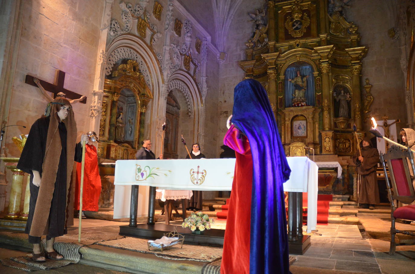 Representación por el 800 aniversario del nacimiento de Greccio