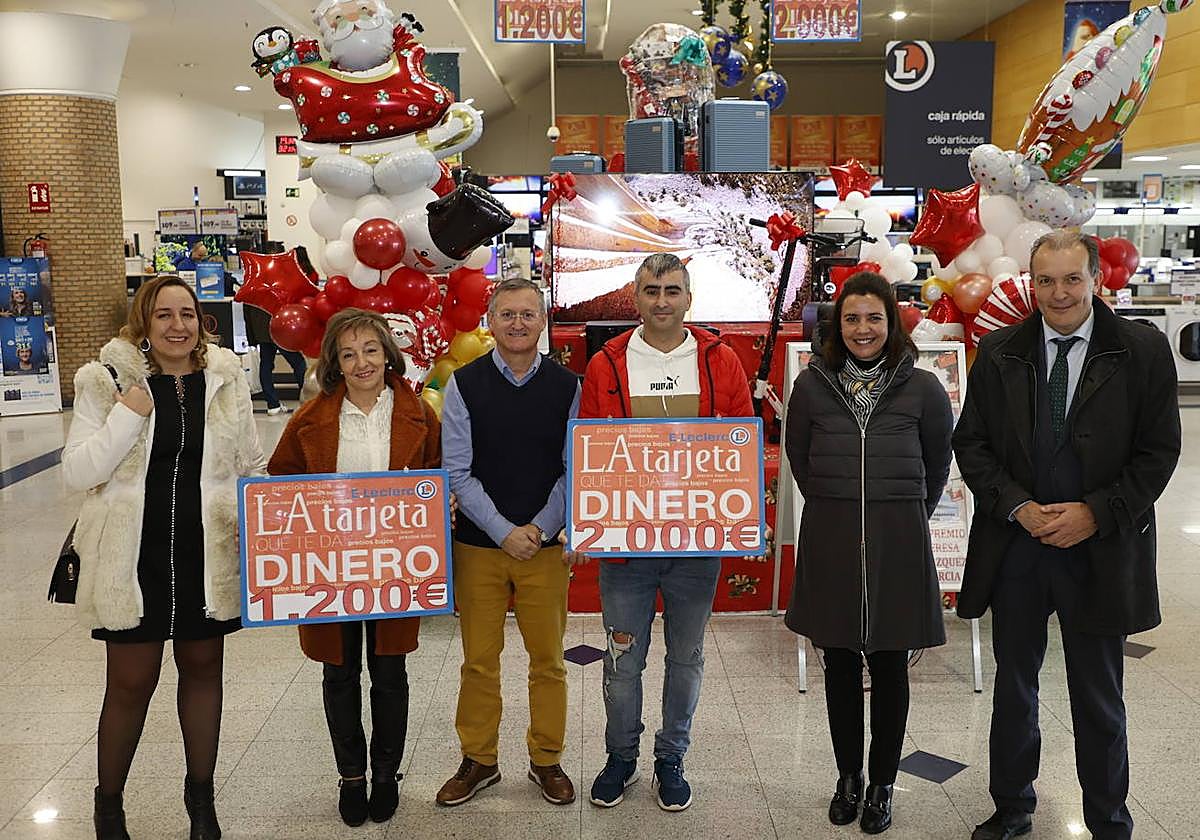Los ganadores del Sorteo Estrella de la Navidad 2023.