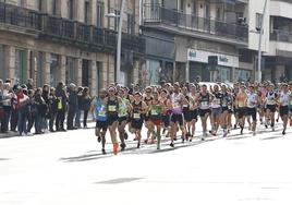 Imagen de la San Silvestre del año pasado a su paso por Canalejas.