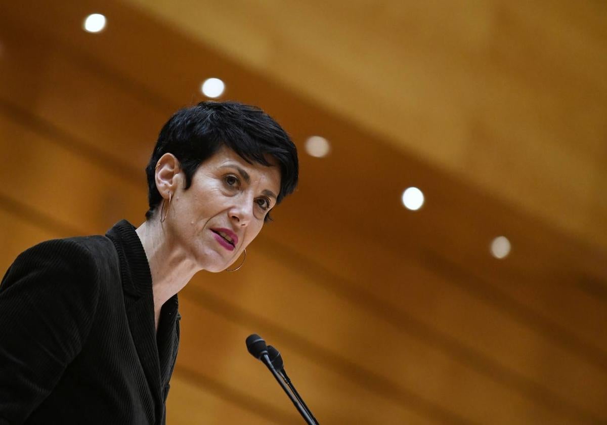 Elma Saiz, ministra de Seguridad Social, en un acto.