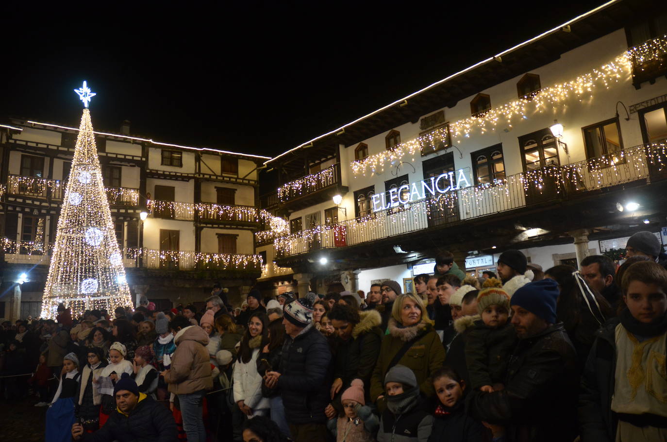 La última luz guía en La Alberca