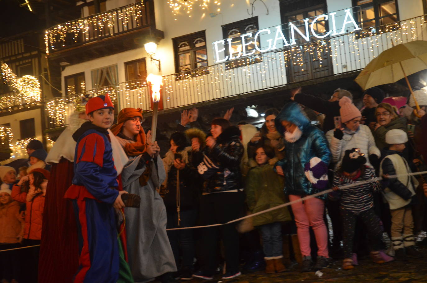 La última luz guía en La Alberca