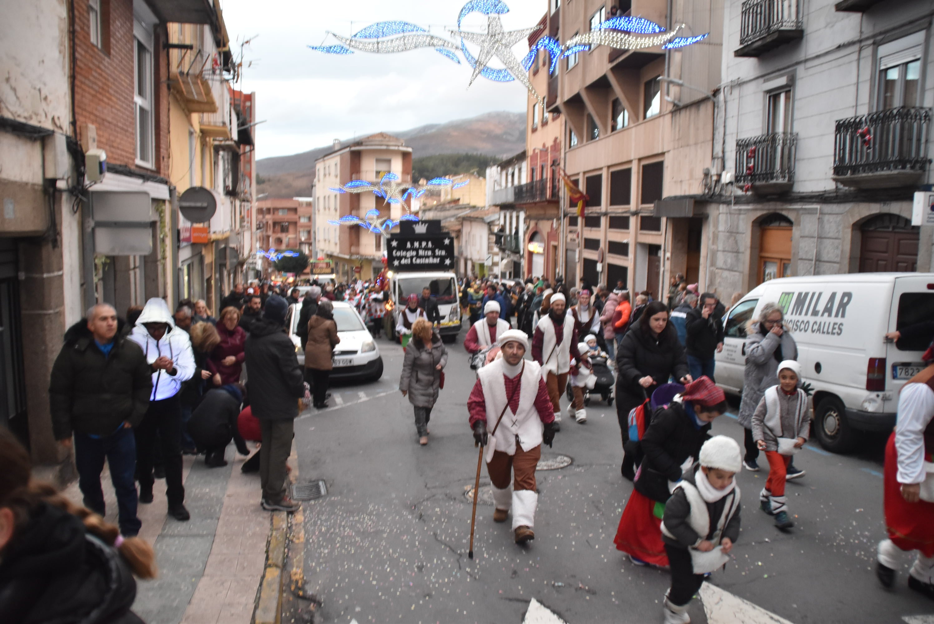 La llegada de los Reyes Magos llena las calles de Béjar