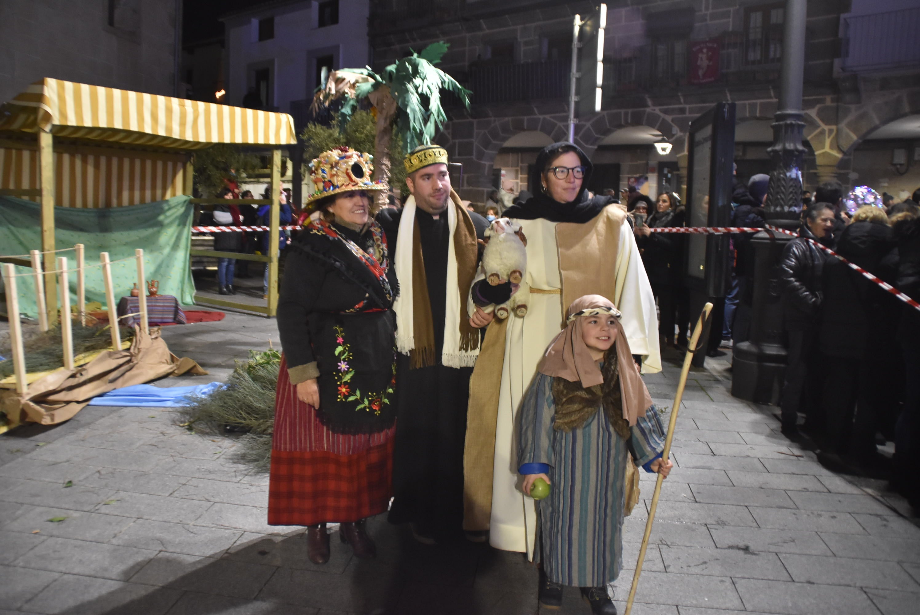 La llegada de los Reyes Magos llena las calles de Béjar