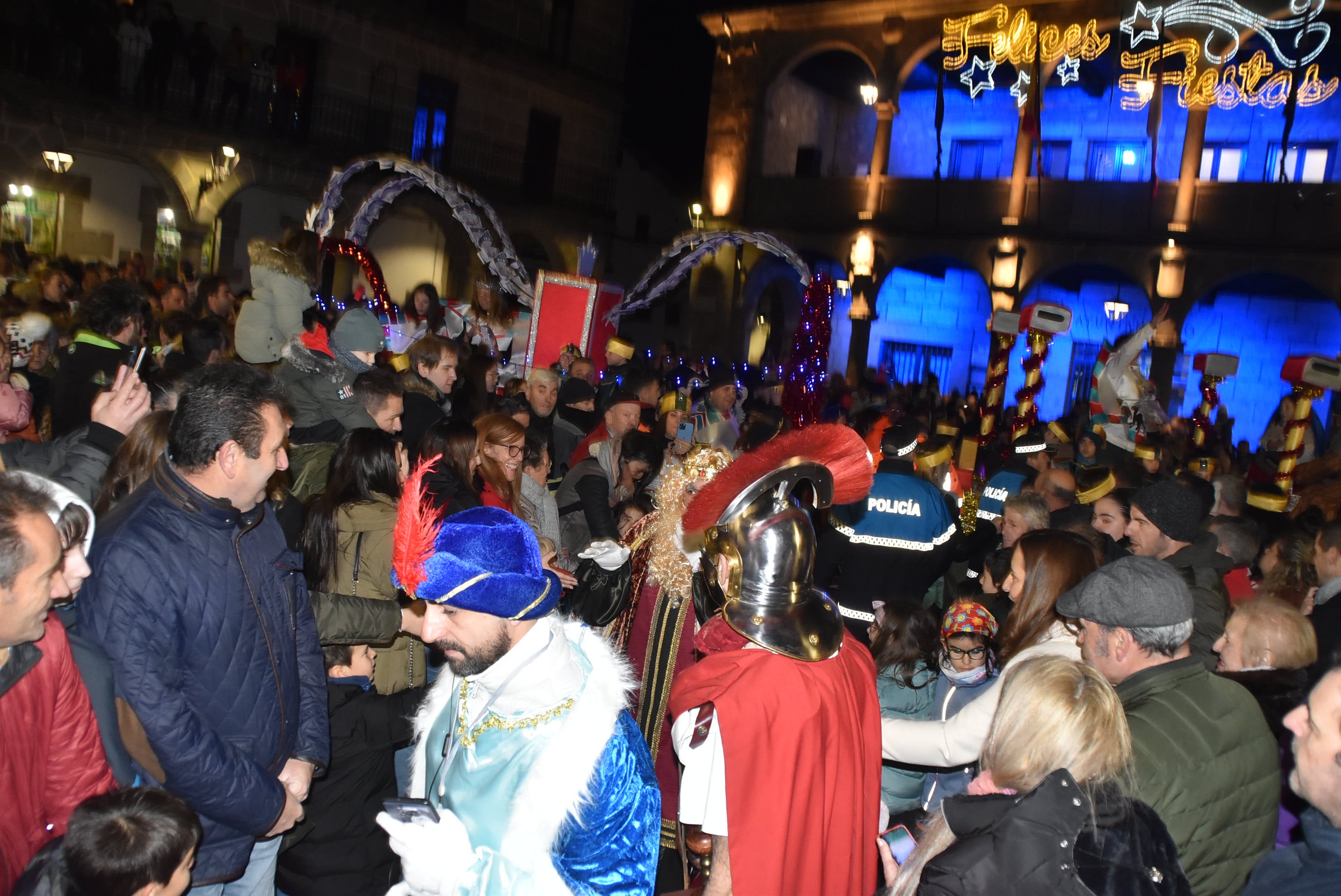 La llegada de los Reyes Magos llena las calles de Béjar