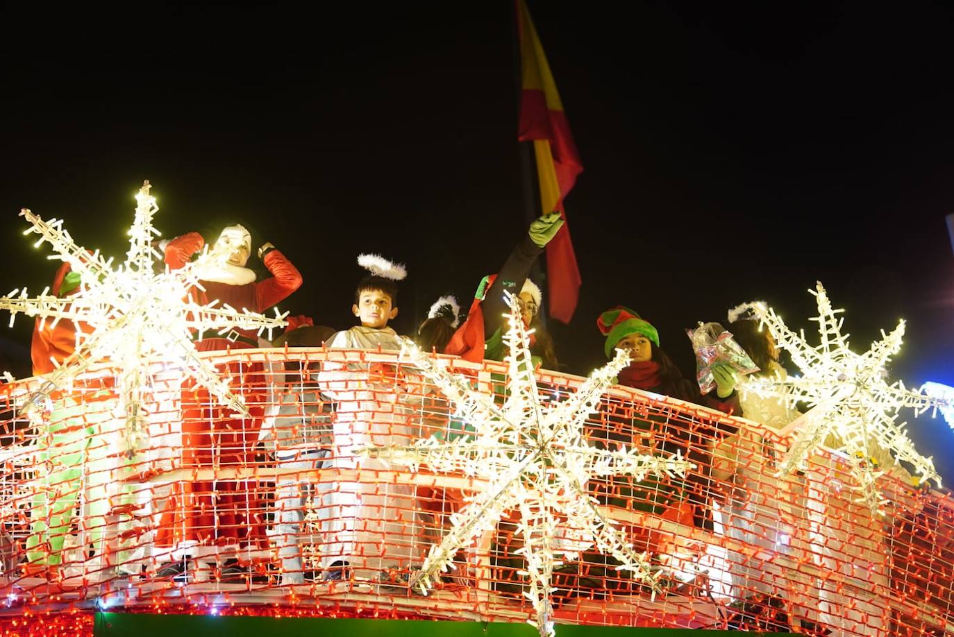 Los Reyes Magos reclaman la paz desde la Plaza Mayor de Salamanca