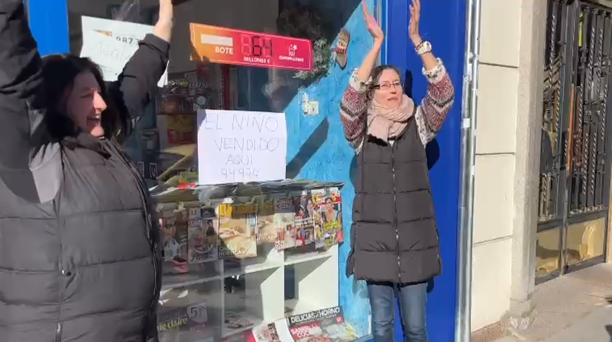 «Y lo hemos vendido aquí...» La alegría de La Tahona de la Suerte tras vender el Gordo de El Niño