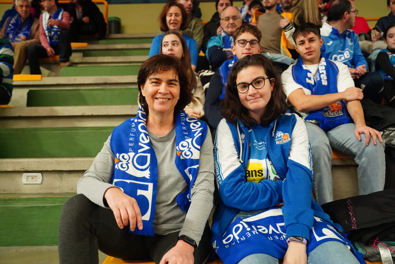 Búscate en la grada de Würzburg en el partido del Avenida contra el IDK