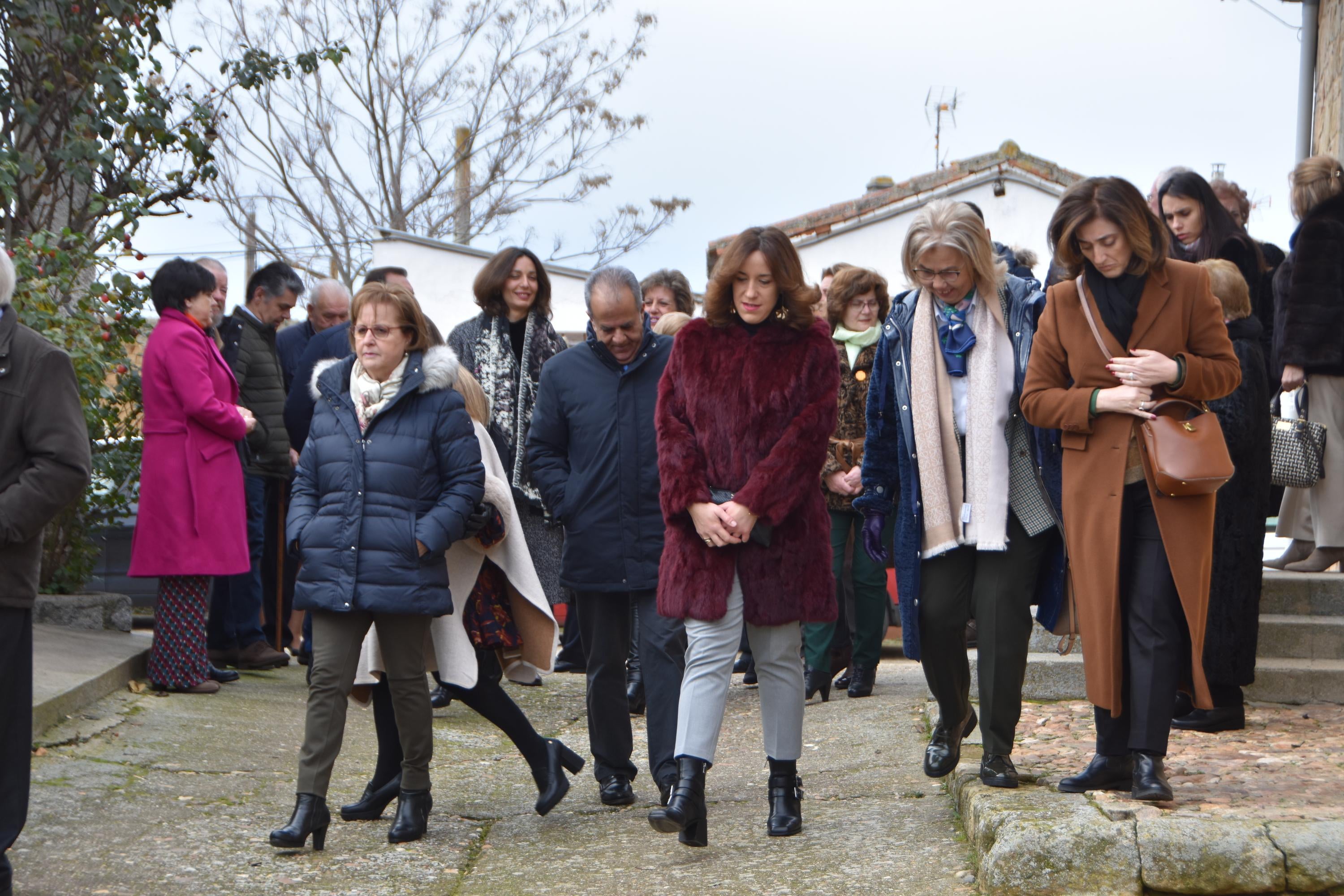 Cánticos y honores a San Antón en Calzada de Don Diego