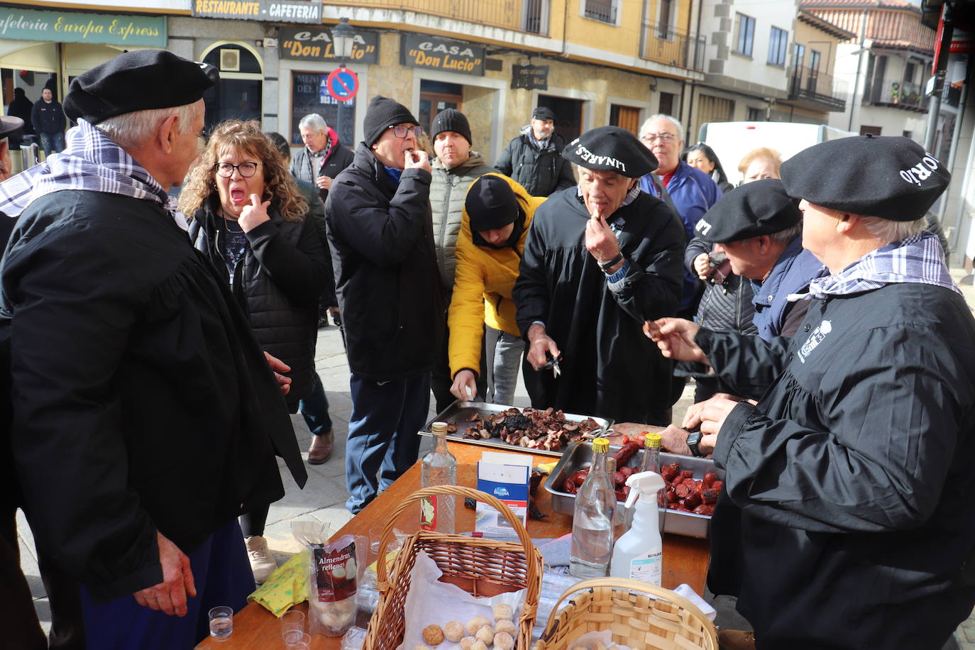 La matanza de Linares de Riofrío celebra quince años con vigor y ganas de seguir